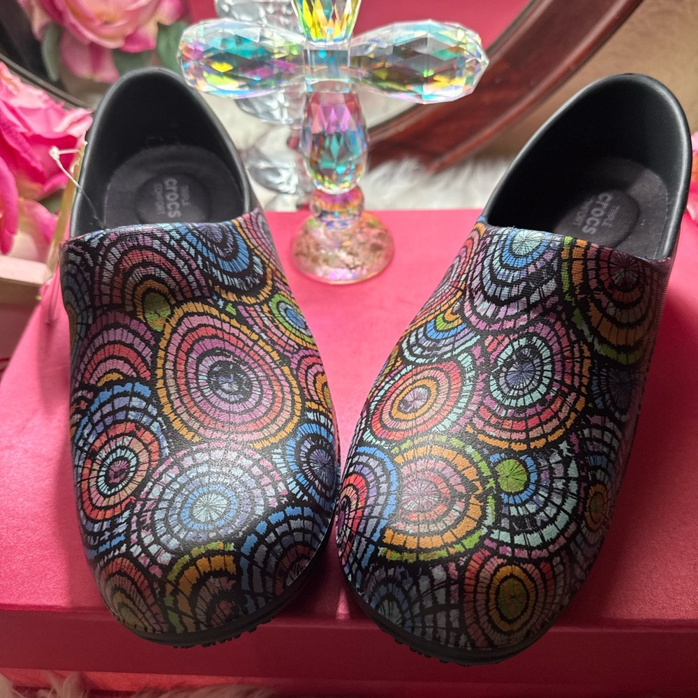 CROCS NWT Nerio Pro Graphic Multi-Color  Size 8 $4.00 Off + Discounted Shipping - Picture 12 of 17